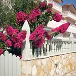 Three Graces Holiday Houses Complex